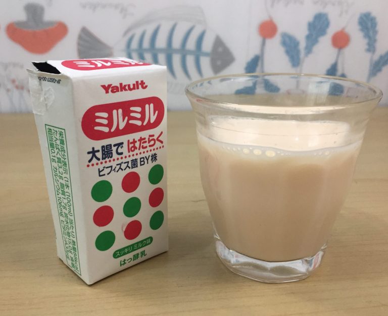 ダイエットにも効く?ヤクルトとミルミルのW飲み! 初心者でも作れる簡単スイーツデコ【ゆうきの結々】 ダイエットにも効く?ヤクルトとミルミルのW飲み! 初心者でも作れる簡単スイーツデコ【ゆうきの結々】